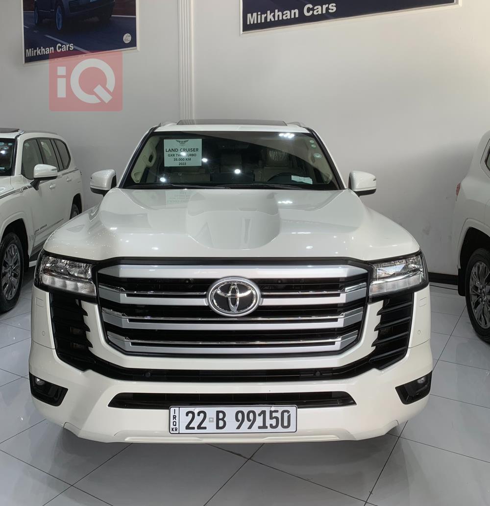 Toyota Land Cruiser